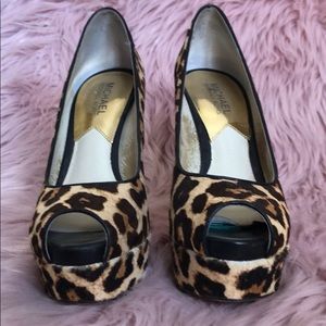 MK Peep Toe 🐆 Print Heels